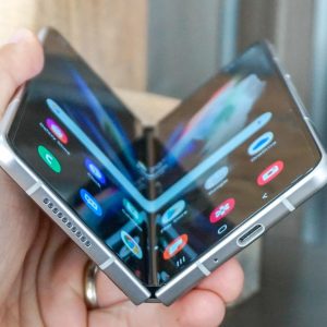 Samsung Galaxy Z Fold 3 price in pakistan - Image 4